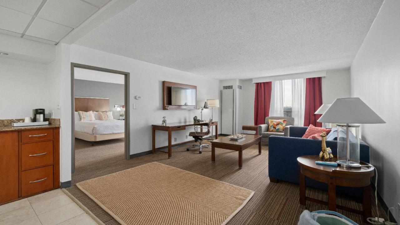 315 Loso Hotel Airport Charlotte Exterior photo