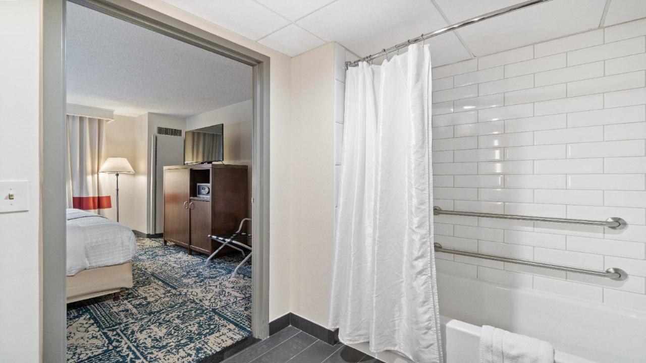 315 Loso Hotel Airport Charlotte Exterior photo
